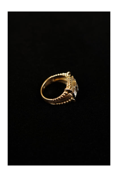 1940s Post-Art Deco Diamond Ring in 18K Yellow Gold